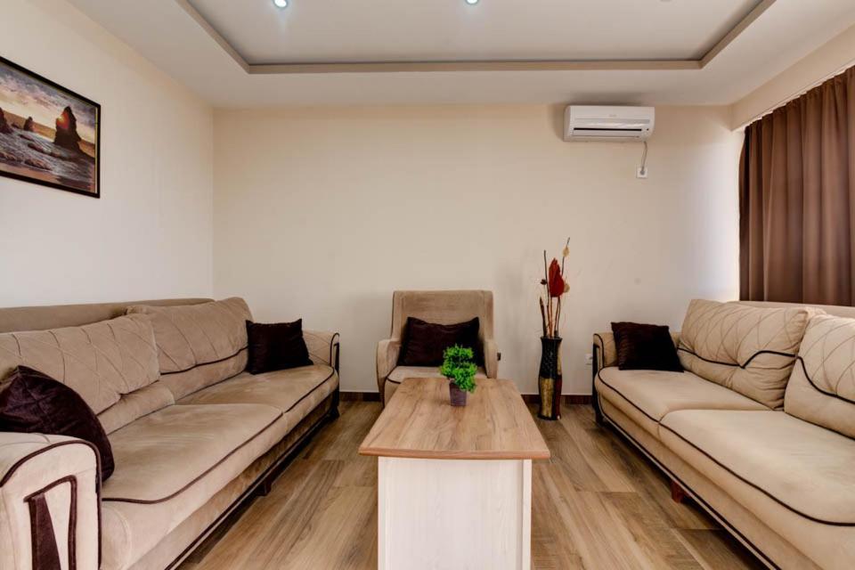 אולסינץ' Hotel Zan מראה חיצוני תמונה