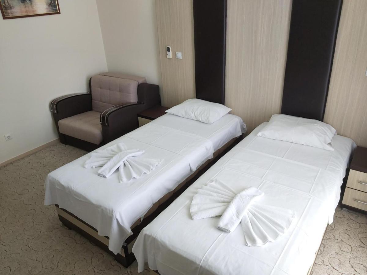 אולסינץ' Hotel Zan מראה חיצוני תמונה