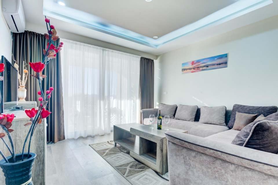 אולסינץ' Hotel Zan מראה חיצוני תמונה