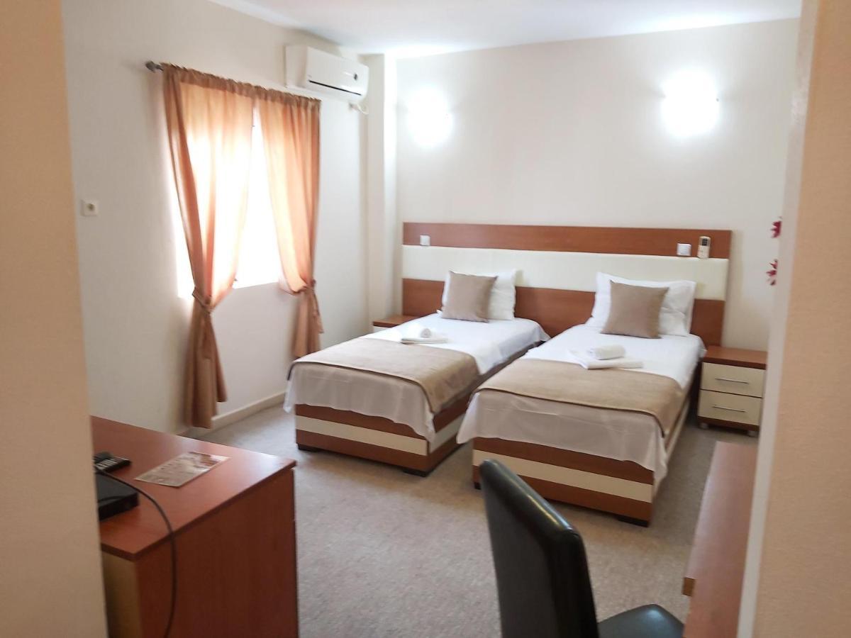 אולסינץ' Hotel Zan מראה חיצוני תמונה