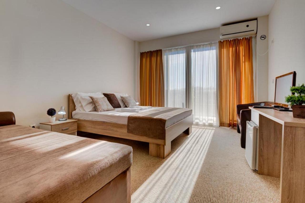 אולסינץ' Hotel Zan מראה חיצוני תמונה