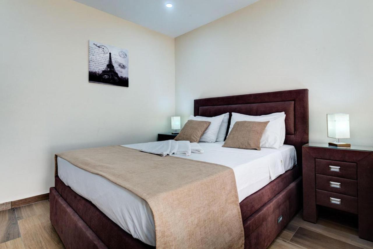 אולסינץ' Hotel Zan מראה חיצוני תמונה