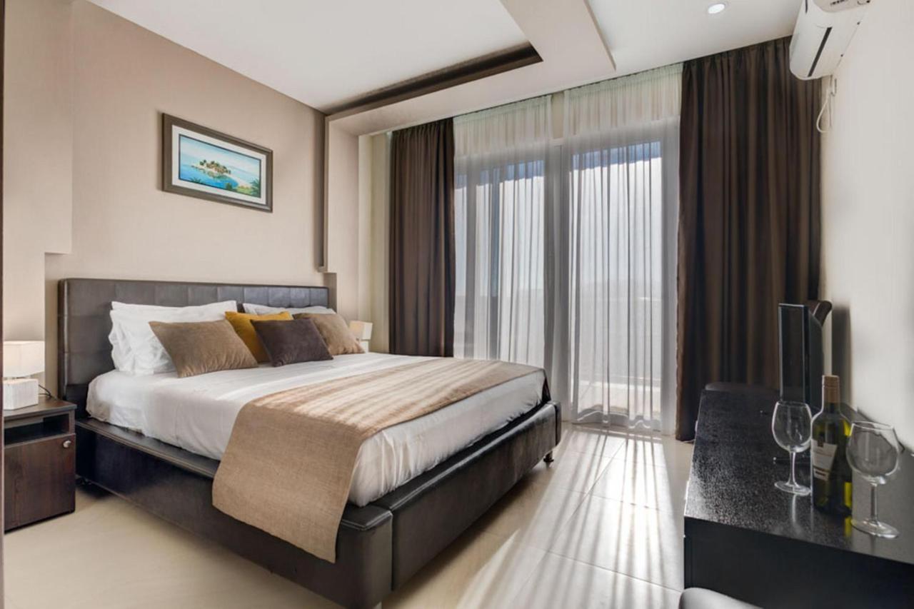 אולסינץ' Hotel Zan מראה חיצוני תמונה