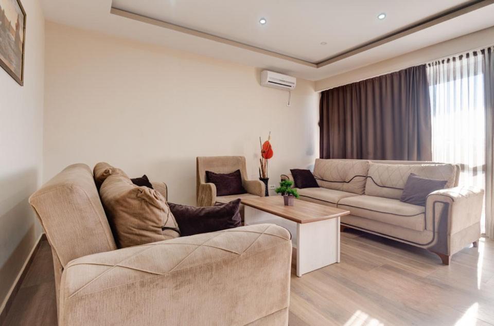 אולסינץ' Hotel Zan מראה חיצוני תמונה