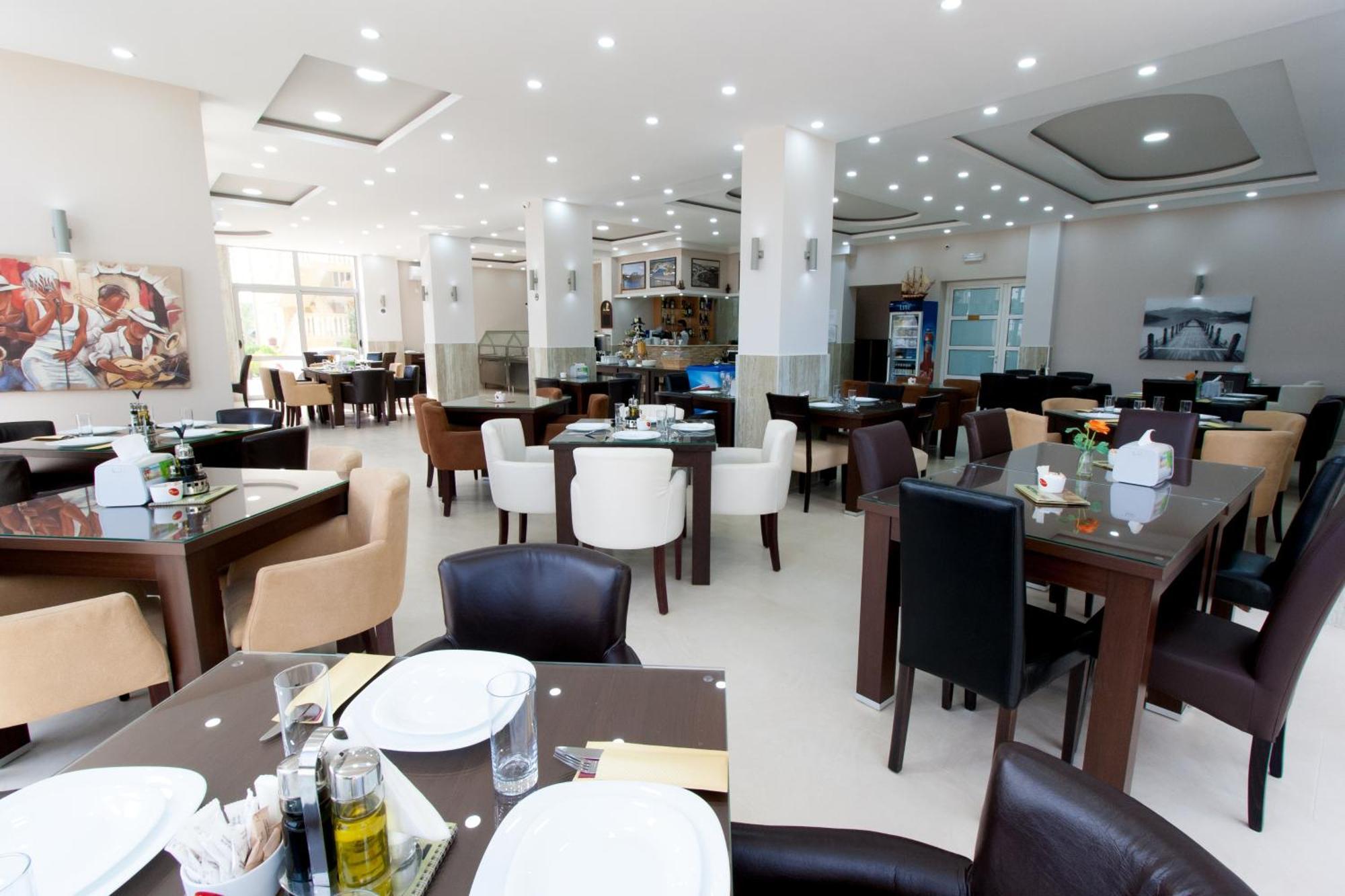 אולסינץ' Hotel Zan מראה חיצוני תמונה