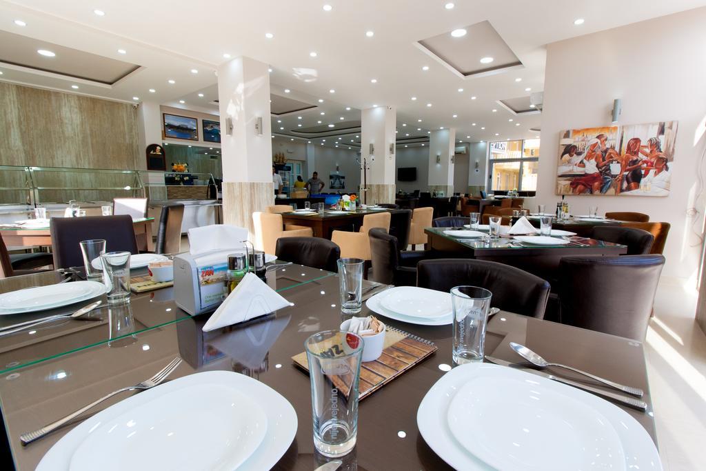 אולסינץ' Hotel Zan מראה חיצוני תמונה